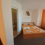 Malkata Stopanka Penzion 2*