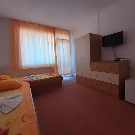 Malkata Stopanka 2*
