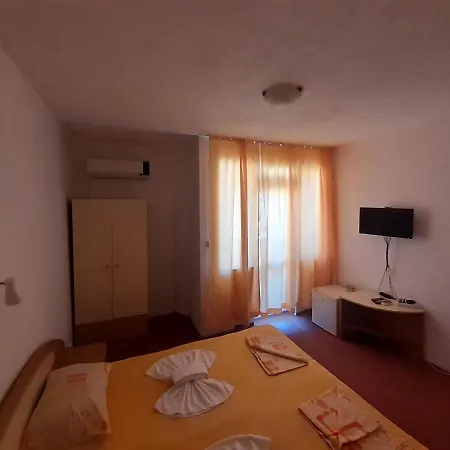 Malkata Stopanka 2*