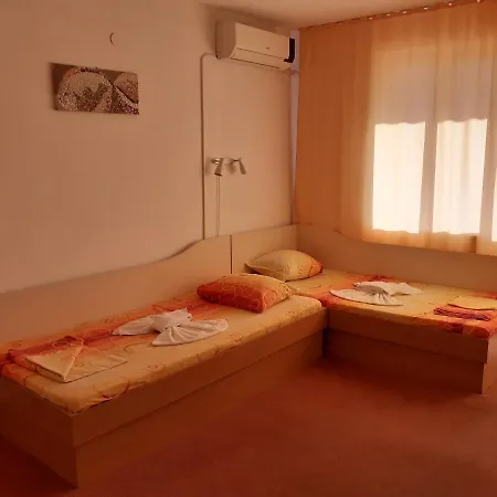 Malkata Stopanka 2* Πριμόρσκο